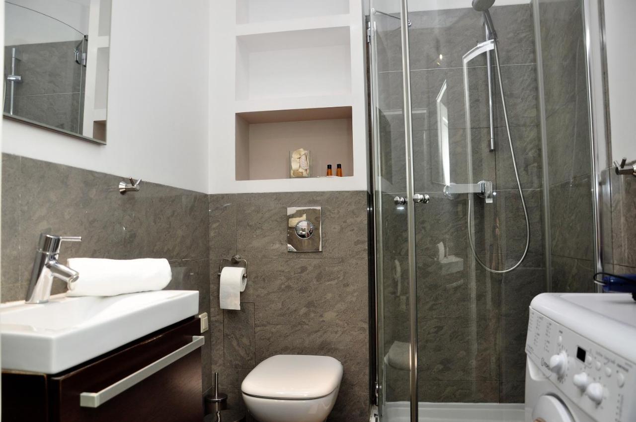 Prudentia Apartments Wars Warsawa Bagian luar foto